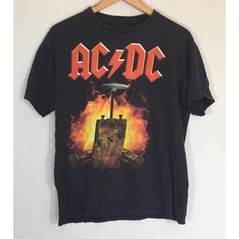 ACDC TNT Live Nation band shirt